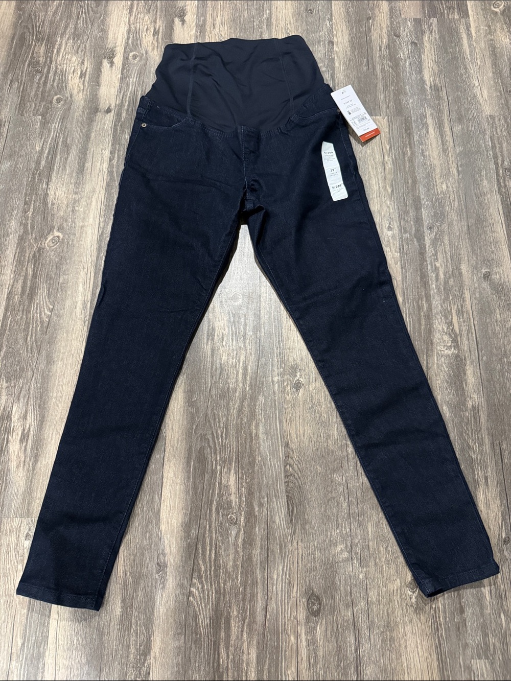 Isabel Maternity Skinny Jeans jegging with Comfort crossover Panel